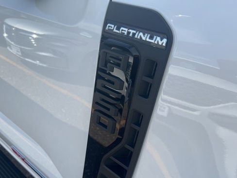 New 2026 Ford F250 Platinum image 9