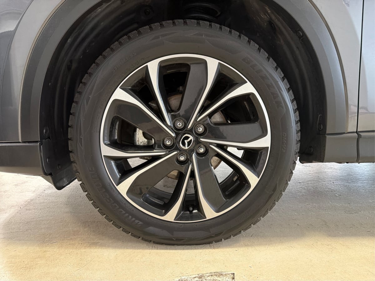 Used 2023 MAZDA CX-5 AWD 2.5 S w/ Premium Package image 13