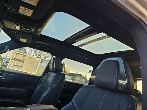 New 2026 INFINITI QX80 4WD image 27