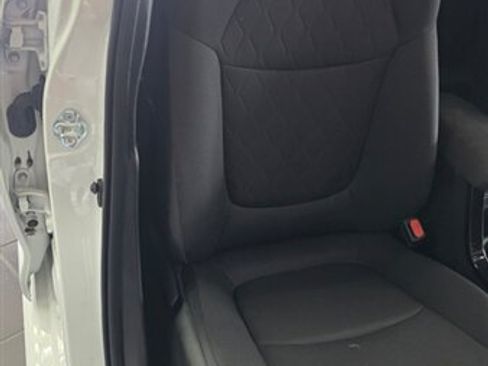 Used 2022 Toyota Corolla LE FWD image 21