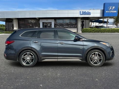 Used 2019 Hyundai Santa Fe XL image 8