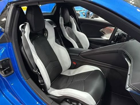 Used 2025 Chevrolet Corvette Stingray w/ Battery Protection Package image 19