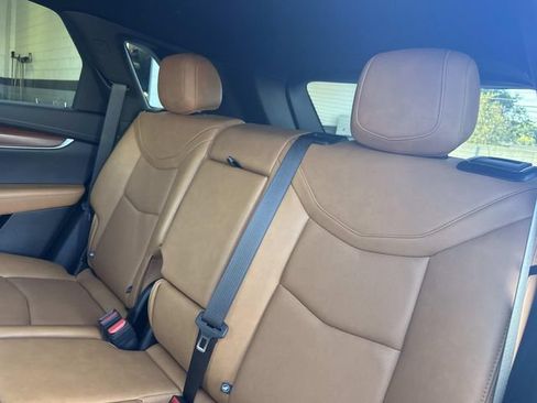Certified 2024 Cadillac XT5 Premium Luxury AWD/4WD image 31