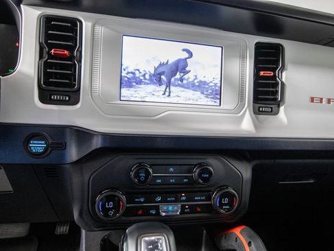 Used 2023 Ford Bronco Heritage Edition image 25