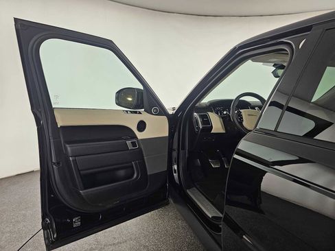 Used 2022 Land Rover Range Rover Sport HSE Silver Edition image 19