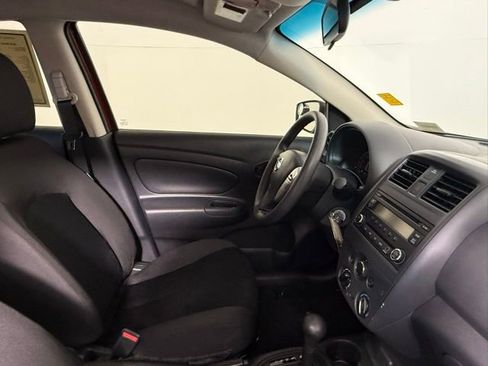 Used 2018 Nissan Versa S Plus image 51