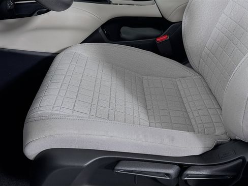 Certified 2024 Honda HR-V LX image 18