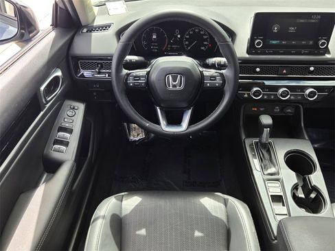 Certified 2024 Honda Civic EX-L image 12