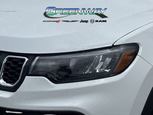 New 2026 Jeep Compass Latitude image 25