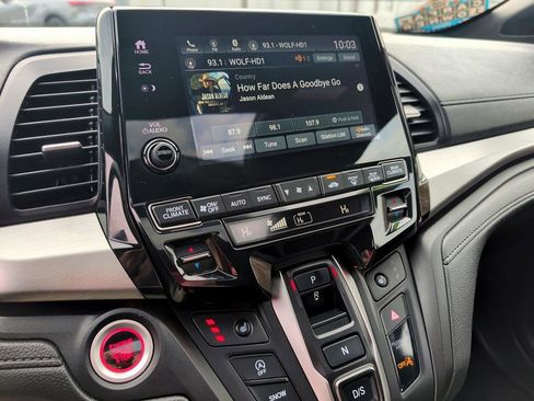 Used 2023 Honda Odyssey Sport image 25