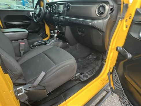 Used 2019 Jeep Wrangler Sport image 16