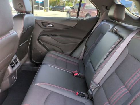Used 2022 Chevrolet Equinox RS image 14