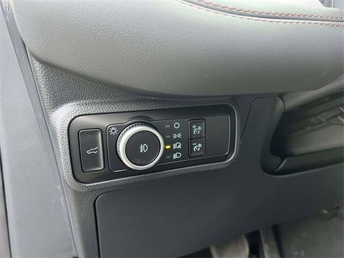 New 2026 Ford Explorer Active w/ Active Comfort Package image 7