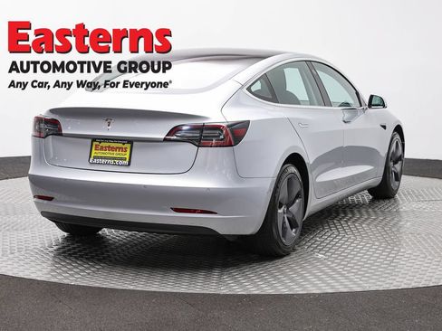 Used 2018 Tesla Model 3 Long Range RWD image 5