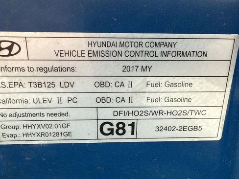 Used 2017 Hyundai Elantra GT FWD image 10
