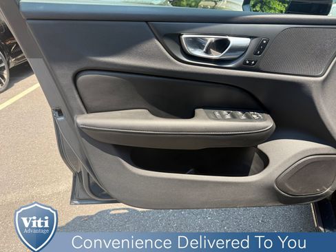 Used 2023 Volvo S60 B5 Plus w/ Climate Package AWD/4WD image 16