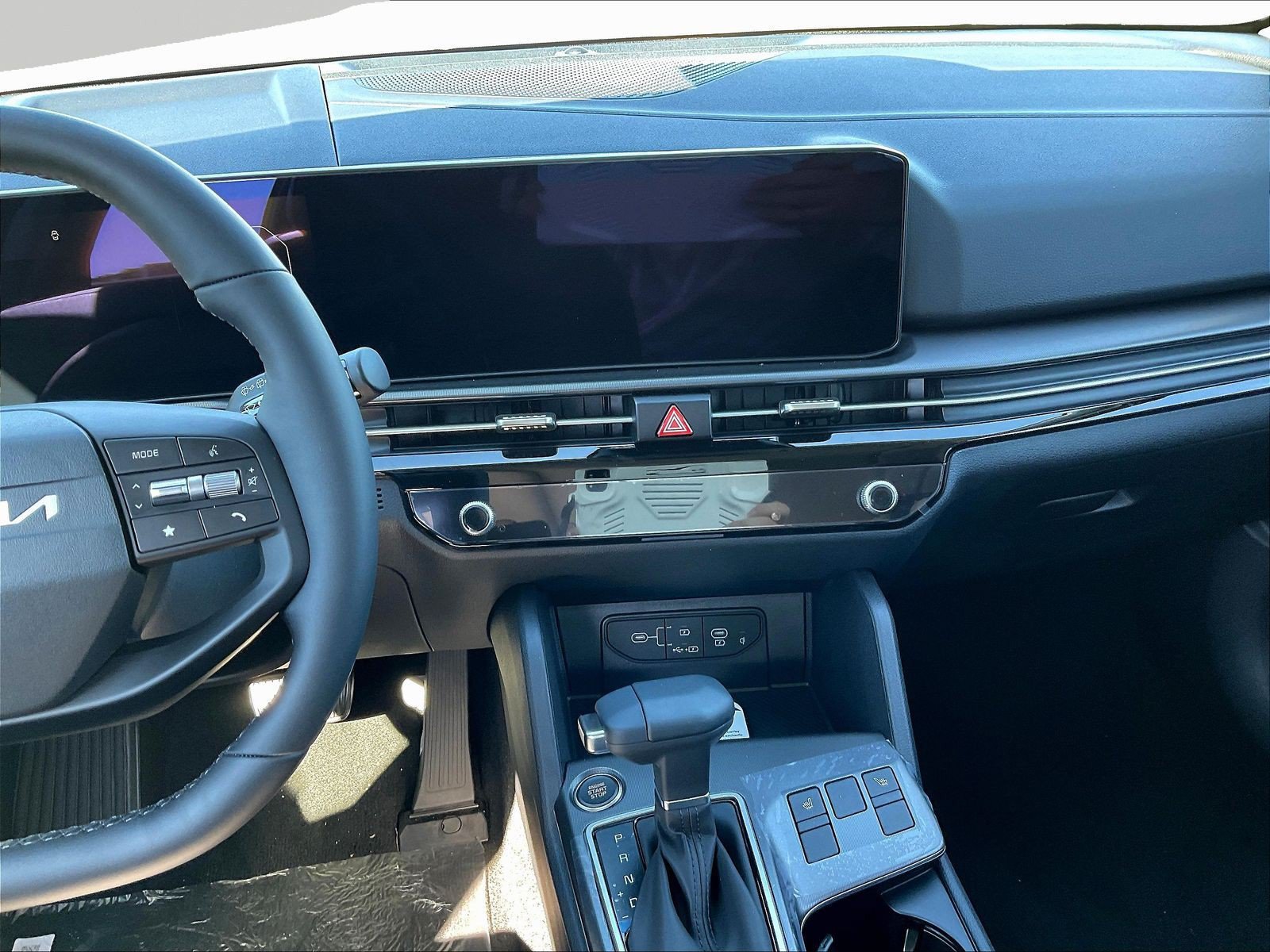 New 2027 Kia Sportage SX FWD image 11