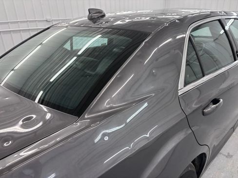 Used 2015 Chrysler 300 Limited RWD image 25