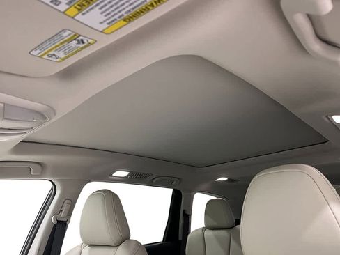 New 2025 Subaru Ascent Limited image 21