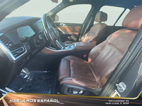 Used 2021 BMW X5 M50i w/ Parking Assistance Package image 14