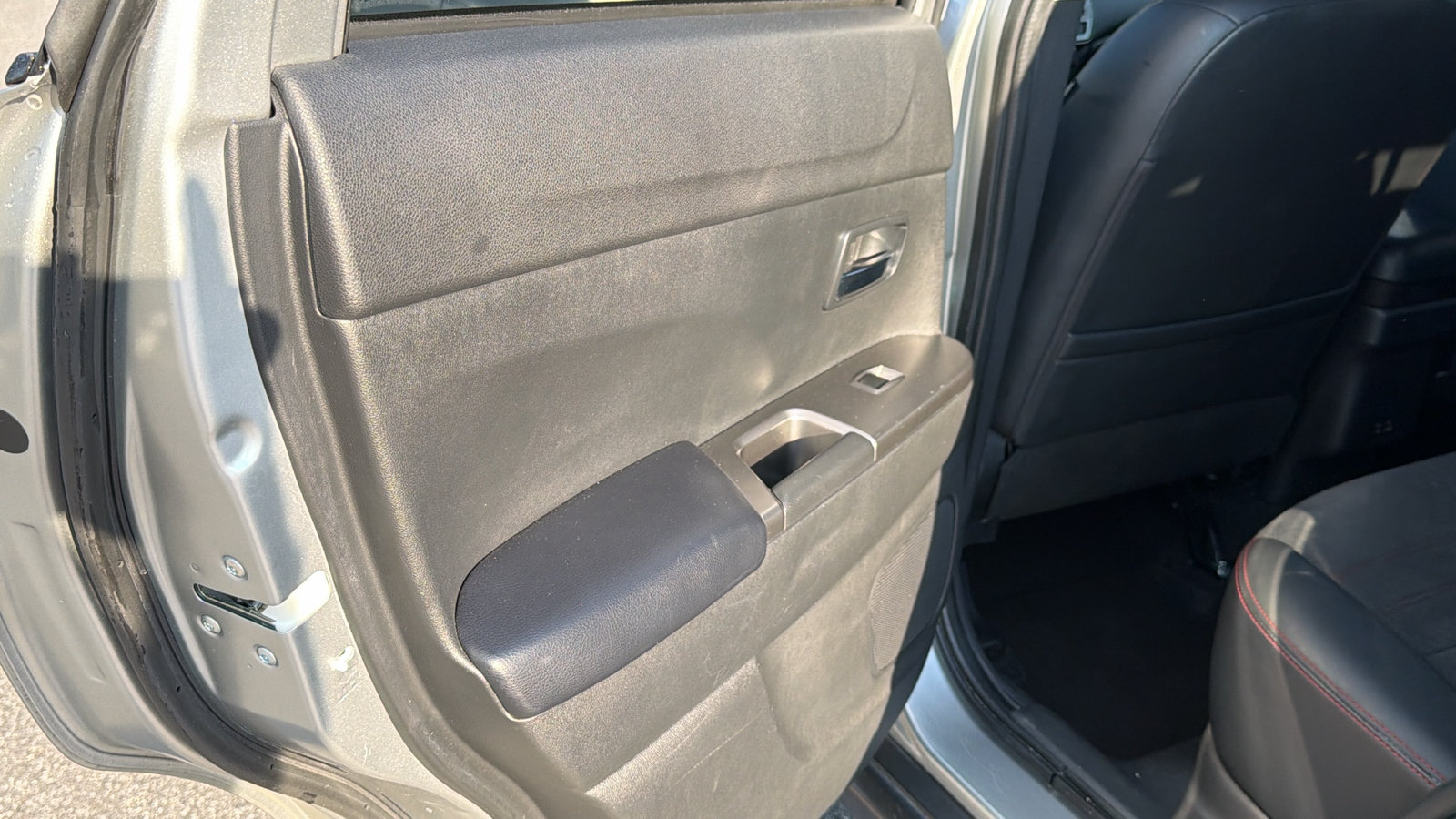 Used 2024 Mitsubishi Outlander Sport AWD image 22