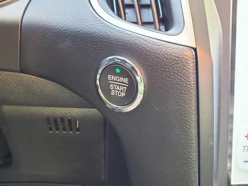 Used 2024 Ford Edge SEL w/ Convenience Package image 22