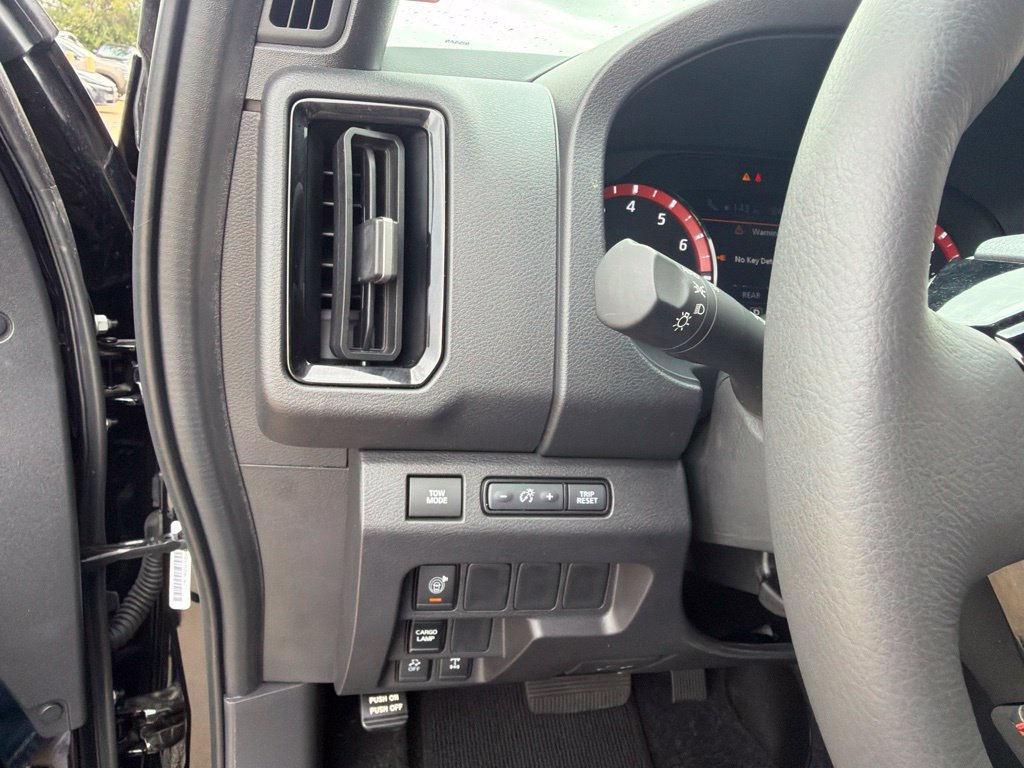 Used 2026 Nissan Frontier PRO-4X w/ Tow Package AWD/4WD image 27