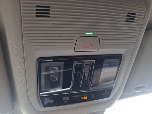 New 2026 Volkswagen Atlas SE image 18