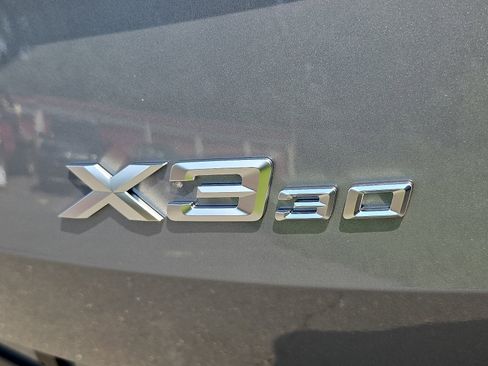 Used 2025 BMW X3 xDrive30i w/ Premium Package image 15
