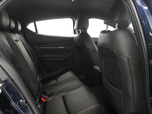 Used 2019 MAZDA MAZDA3 AWD Hatchback image 12