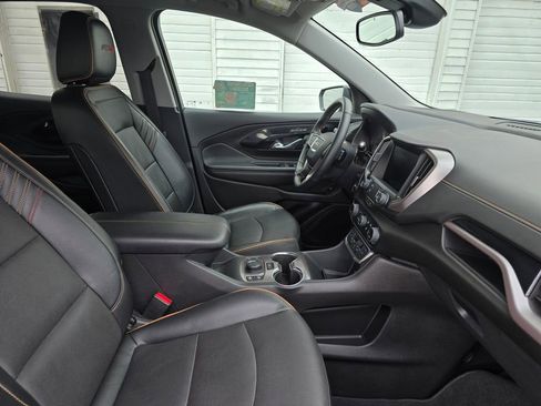 Used 2024 GMC Terrain AT4 w/ Tech Package image 10