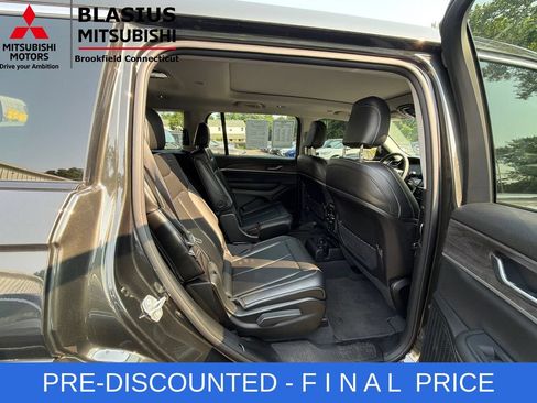 Used 2023 Jeep Grand Cherokee L Limited AWD/4WD image 41