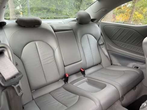 Used 2006 Mercedes-Benz CLK 350 Coupe image 24