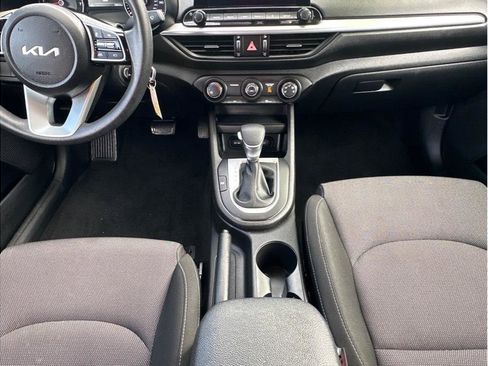 Used 2024 Kia Forte LXS image 18