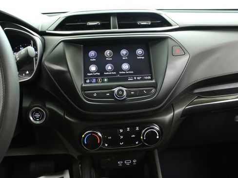 Used 2023 Chevrolet TrailBlazer LT FWD image 18