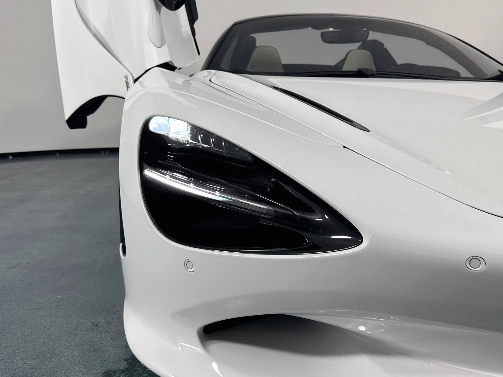 Used 2024 McLaren 750S Spider RWD image 66