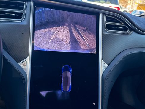 Used 2017 Tesla Model S 90D image 30