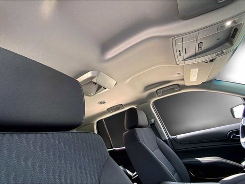 Used 2018 GMC Yukon SLE RWD image 13