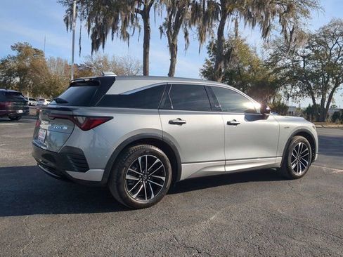 Used 2024 Acura ZDX A-Spec image 4