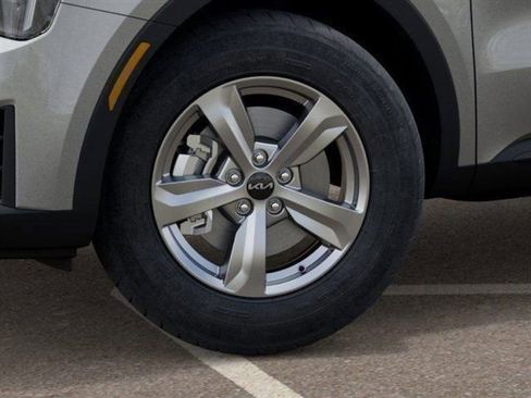 New 2026 Kia Sorento LX FWD image 9