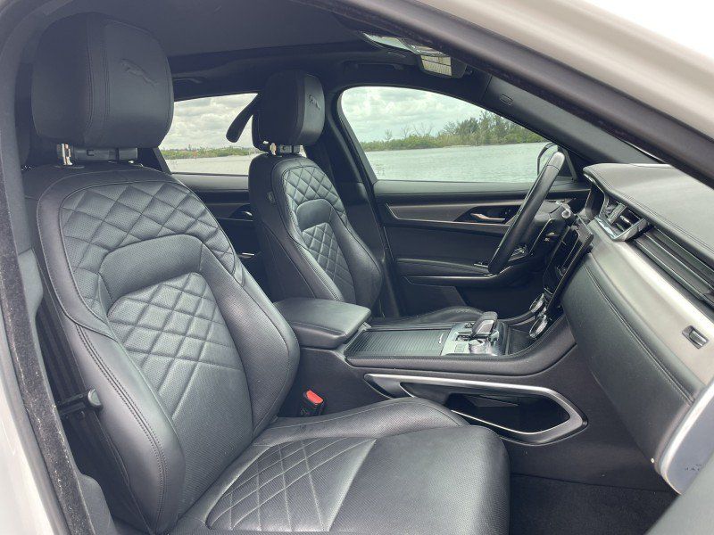 Used 2023 Jaguar F-PACE S AWD/4WD image 7