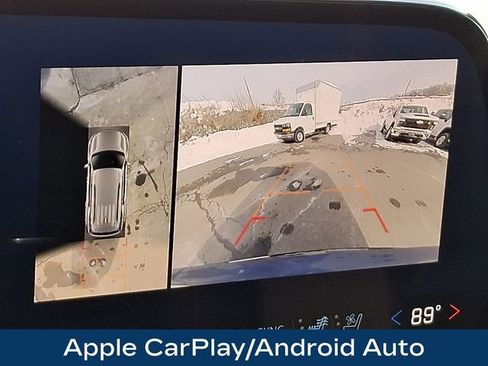 Used 2025 Chevrolet Traverse RS image 22