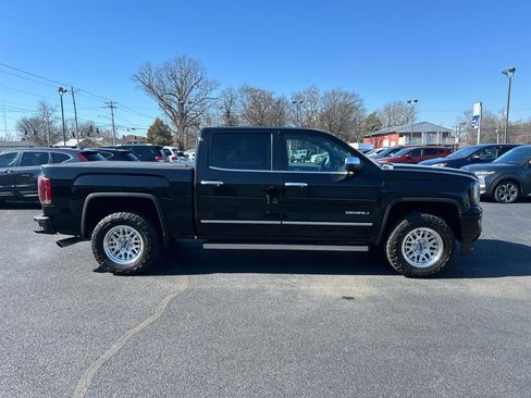 Used 2018 GMC Sierra 1500 Denali w/ Denali Ultimate Package image 4