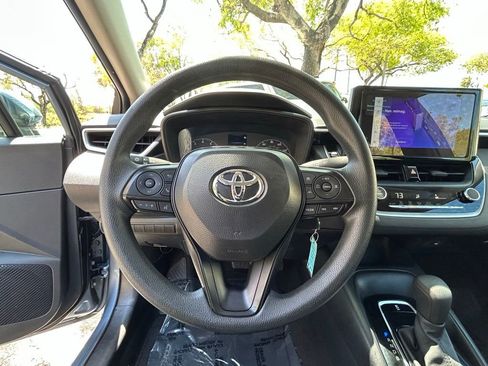 Used 2024 Toyota Corolla LE FWD image 17