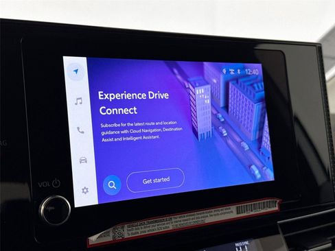 Used 2025 Toyota Sienna LE image 7