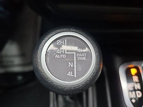 Used 2023 Jeep Wrangler Unlimited AWD/4WD image 70