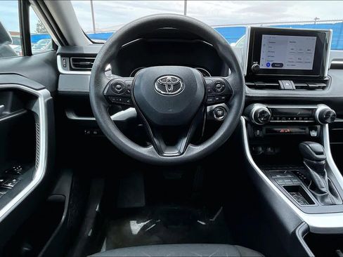 Used 2025 Toyota RAV4 XLE FWD image 6