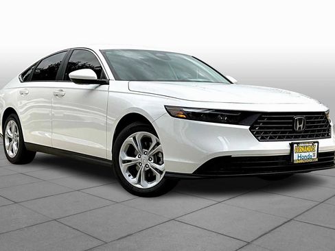 New 2025 Honda Accord LX image 2