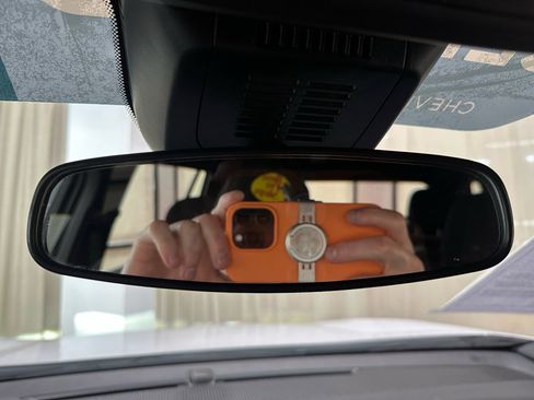 Used 2025 Chevrolet Equinox LT image 29