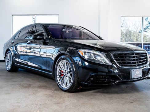 Used 2015 Mercedes-Benz S 550 Sedan image 4